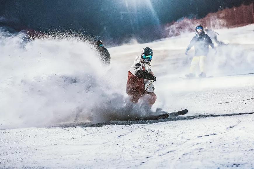 松花湖冰雪之旅,松花湖除了滑雪还能玩什么
