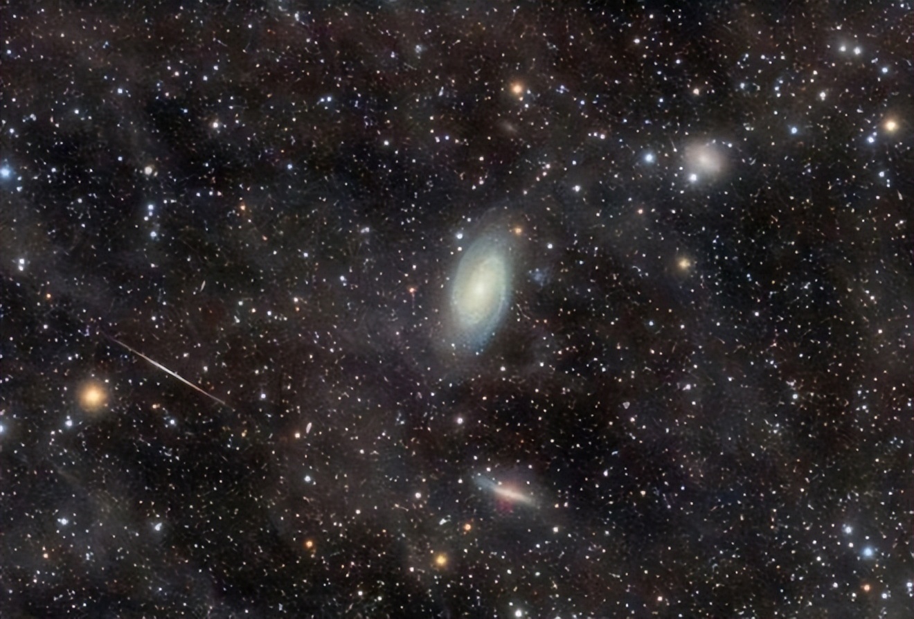 巨引源pk宇宙黑洞,巨引源是一个星系大小的黑洞吗