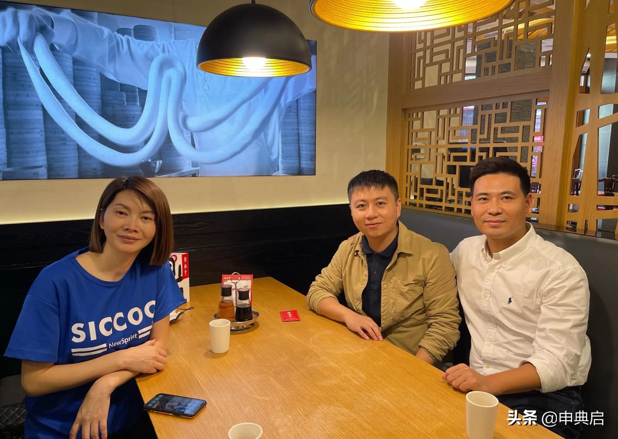 迪拜华人欧文卖手机50元一台，中国低价工业品是非洲人民的救星