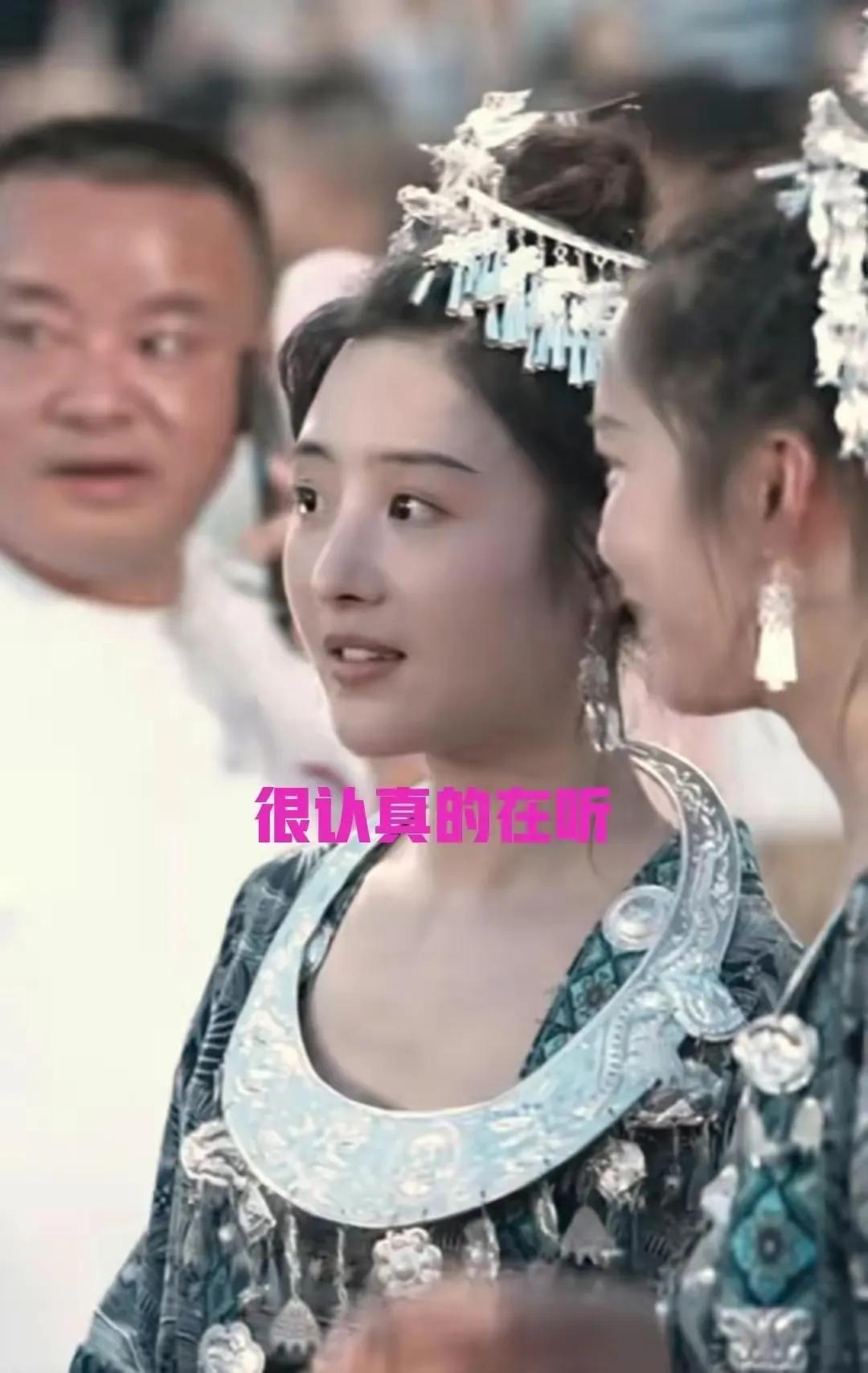 中国足球宝贝惊艳全场,盘点赛场最美的足球宝贝