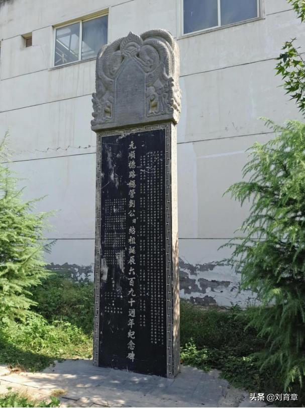 看似寻常最奇崛胜似容易最艰辛,看似寻常最奇崛寻常在何处