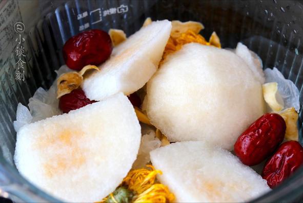 买银耳怎么区分是脆的还是软的,银耳如何挑选和鉴别