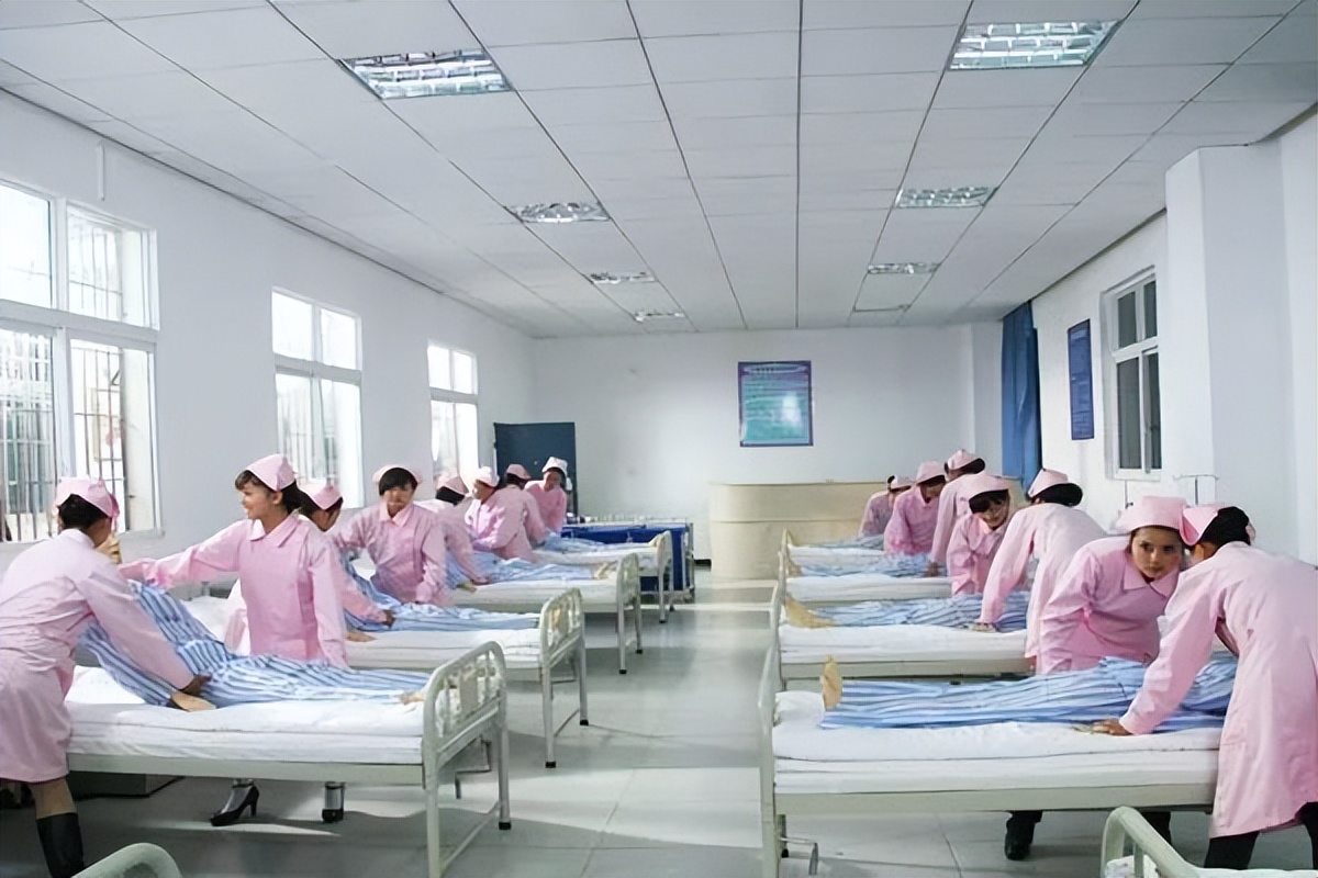 2021女生中专都有哪些热门专业,2023职业学校专业推荐