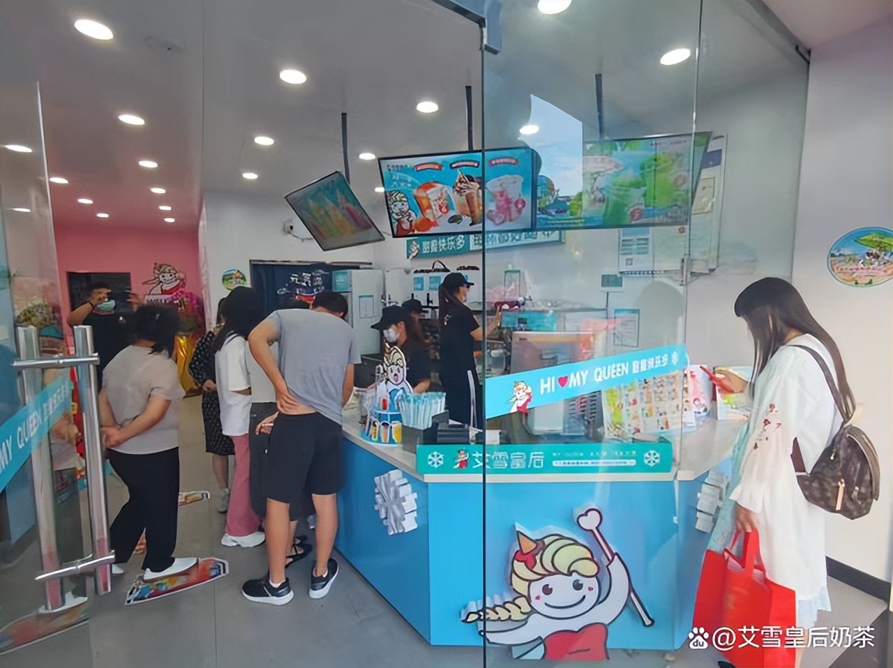 开一家艾雪皇后加盟店需要多少钱,艾雪皇后加盟费多少钱一年