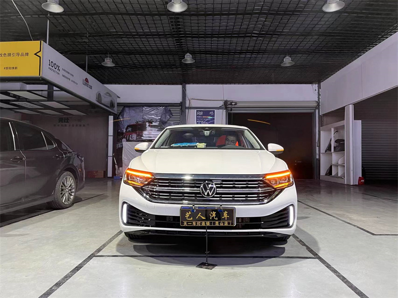 大众速腾2023转向灯,大众速腾前转向灯流水灯