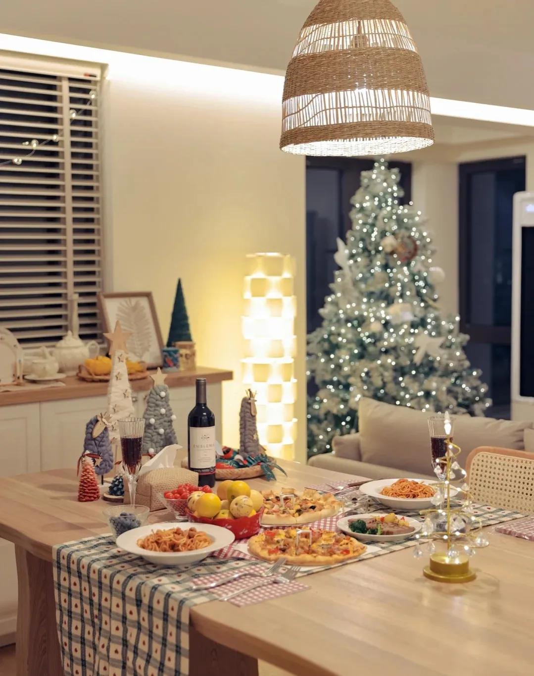 女子晒自家装修让人哭笑不得,女子晒出装修了一半的房子