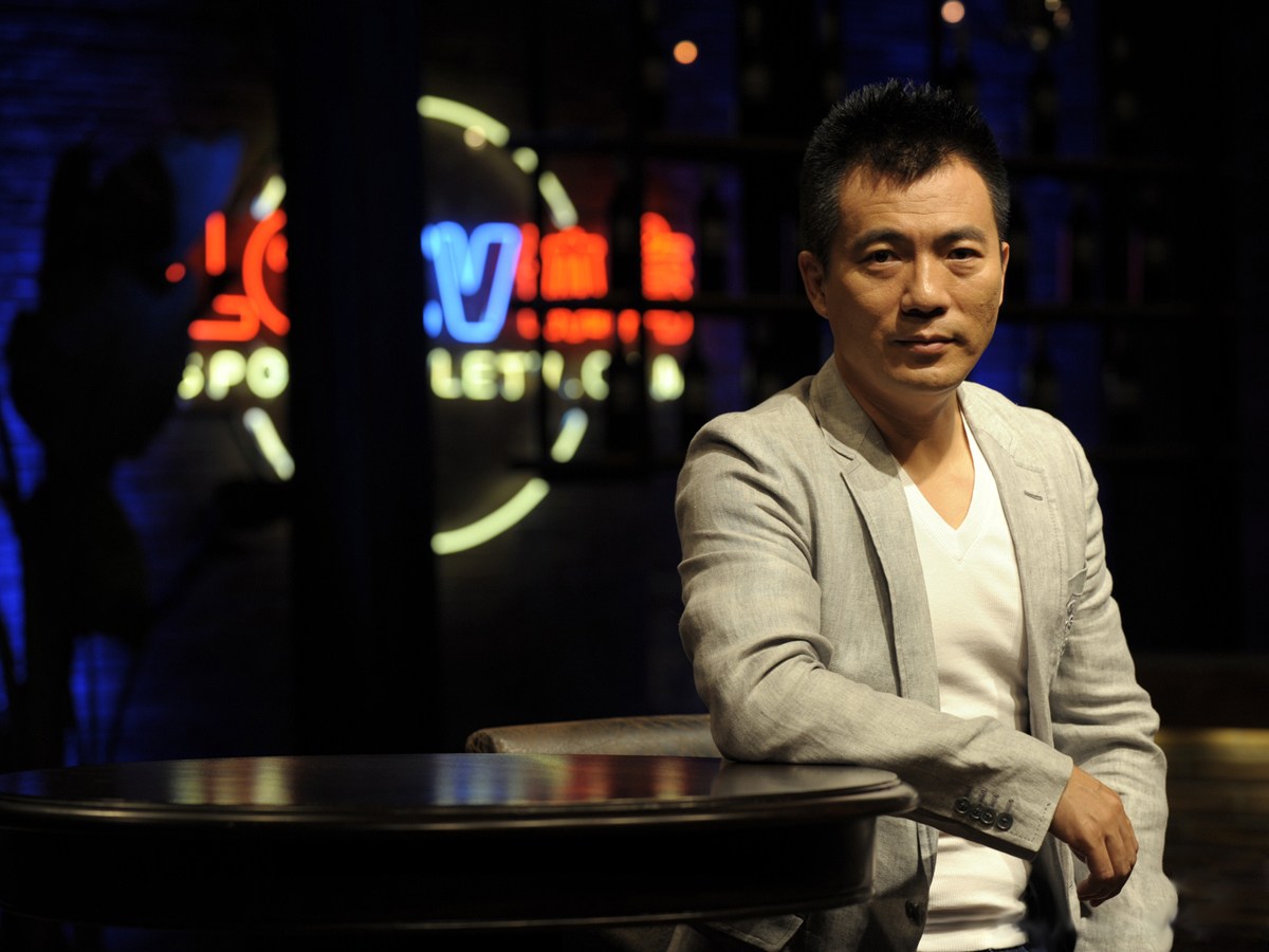 黄健翔离开央视后去哪了,黄健翔退出央视原因