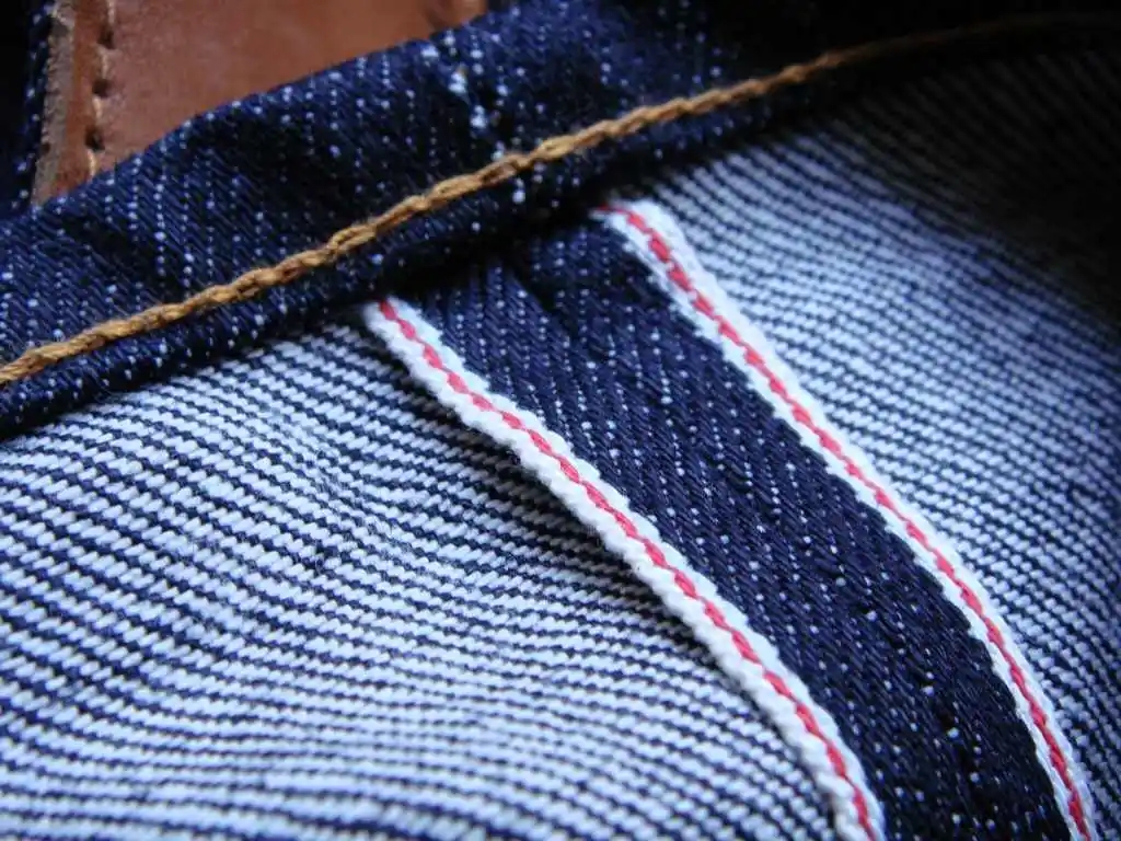 二十多块钱一条的牛仔裤,几十块钱的牛仔裤和100块钱的差别