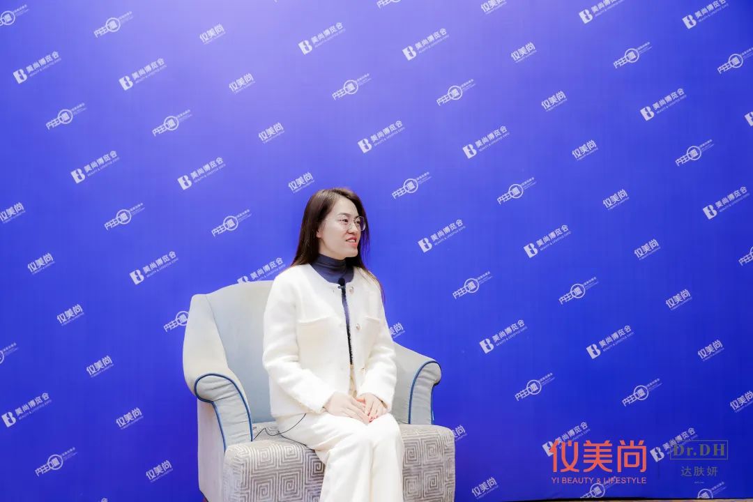 一个小时卖8000双的袜子,花里家袜子多少钱一双