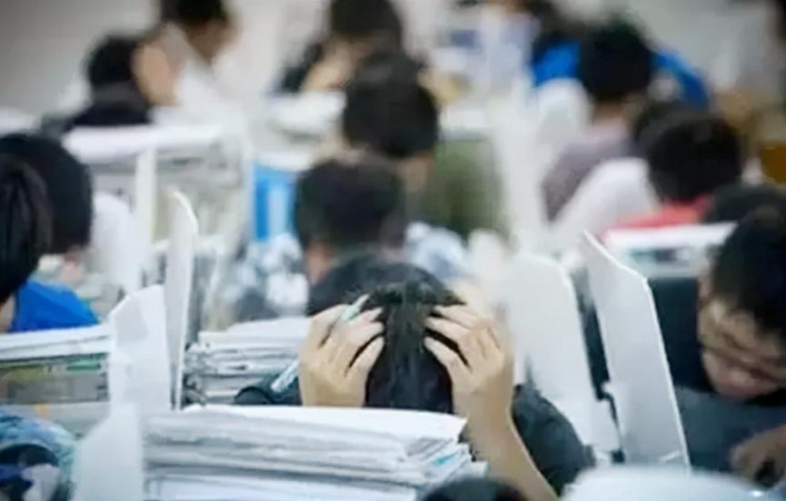 流浪12年的高材生,十年前的理科学霸现状