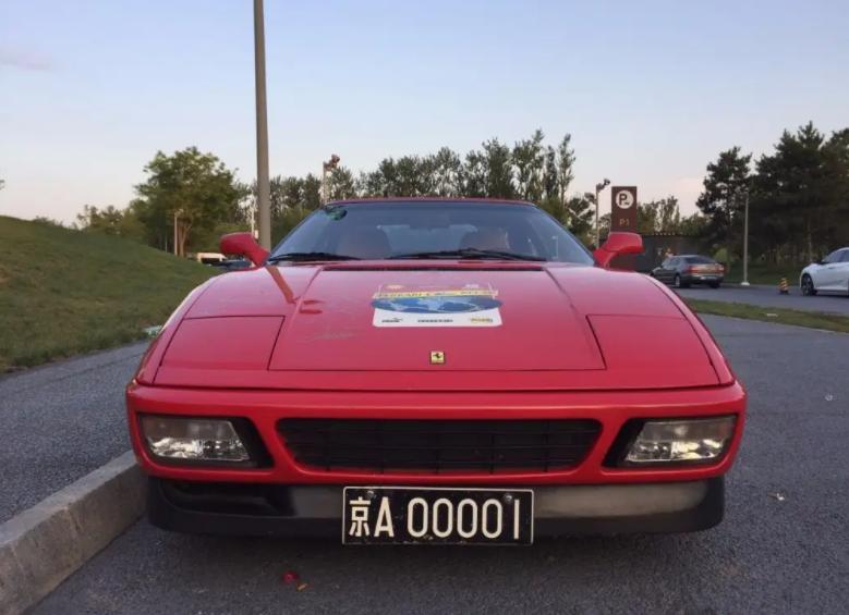 路上遇到这几种车别惹,路上遇到这些车一定要躲开