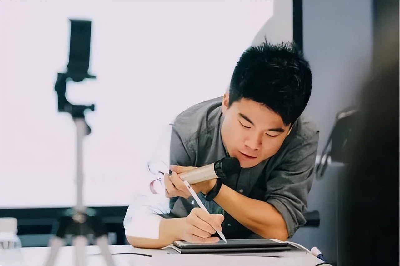 董宇辉推荐的青少年必读书单,董宇辉推荐必读的书5本