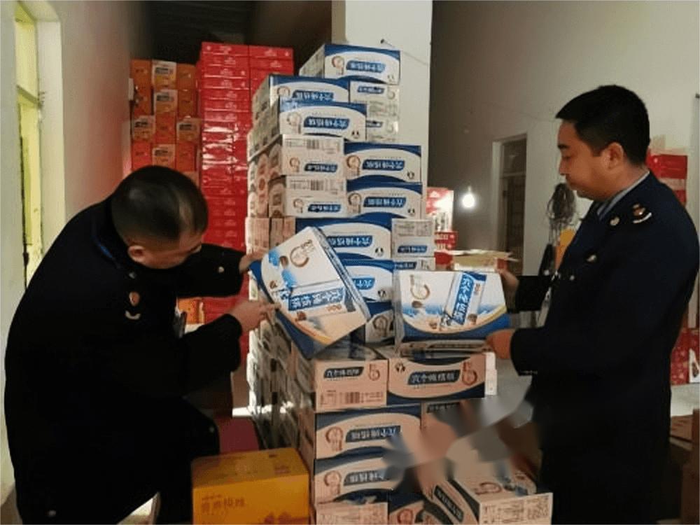 山寨食品在农村狂飙，你要没吃过太白兔、奥利粤，都不是农村人