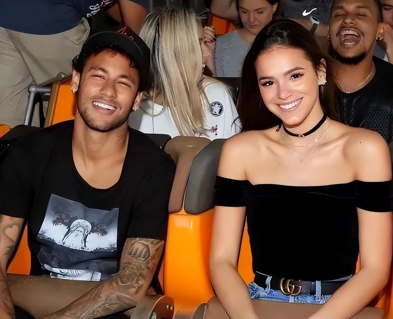 巨星内马尔究竟有几个女友呀,内马尔巨星系列