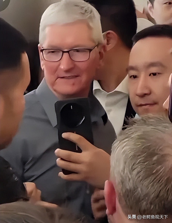 27万的*口车进**优惠10万，国际美妆也通过唯品会抢市场