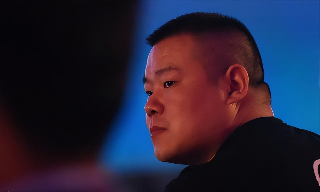 德云社张云雷岳云鹏秦霄贤孟鹤堂,岳云鹏秦霄贤同台说相声