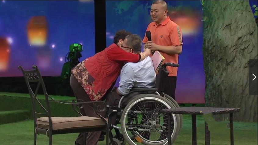 14年，河北残疾小伙替脑瘫二哥苦寻恩师43年：老师，我好想你！