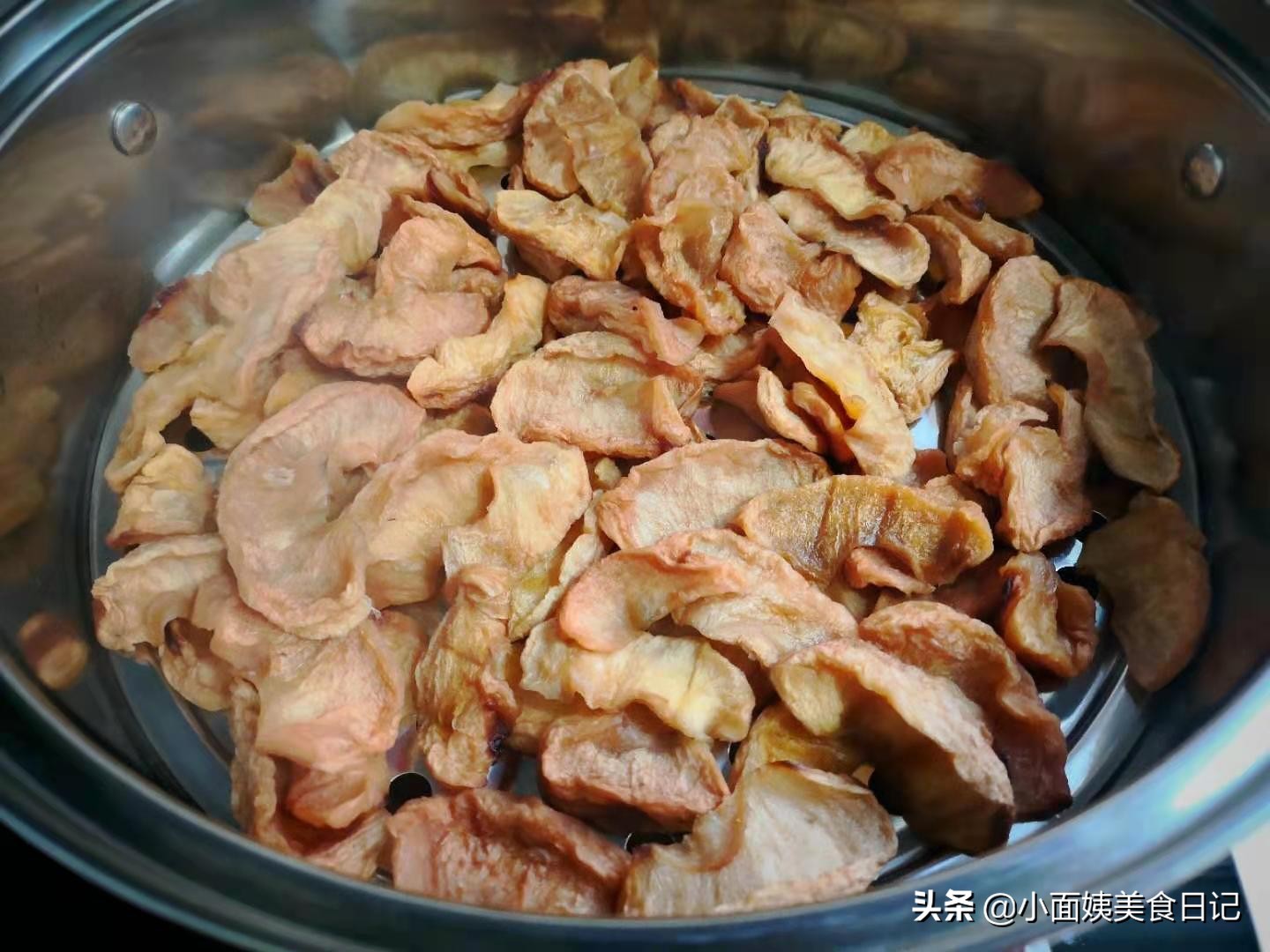 女人到了40岁建议多吃这几样,女性过了40岁推荐常吃3种食物