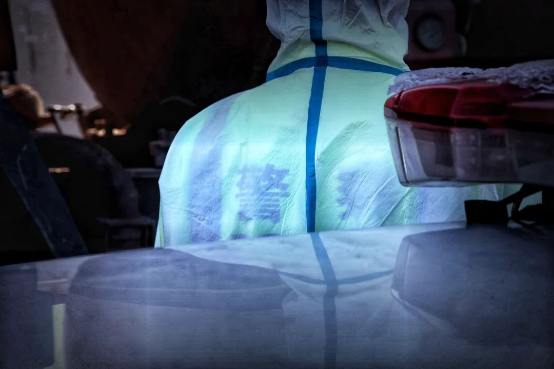 向坚守基层一线的最美劳动者致敬,致敬每一位坚守平凡岗位的劳动者