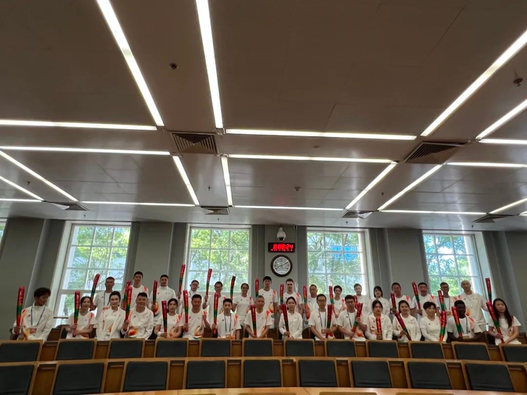 奋斗青春放飞梦想主题,奋斗青春放飞梦想视频