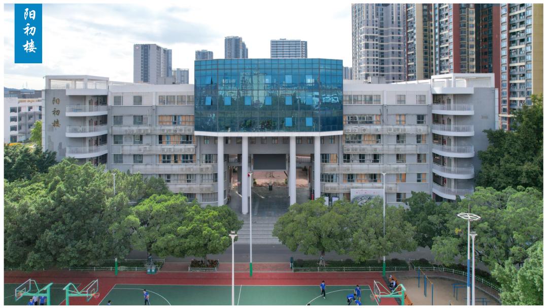 深圳光明高级中学体育场,深圳光明高级中学校队