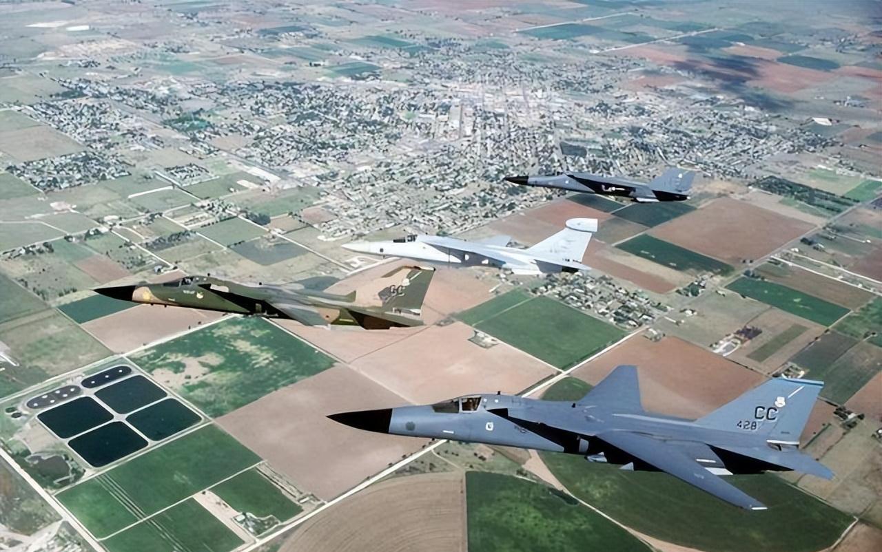 中国雷达与世界顶级的差距,中美俄雷达大比拼