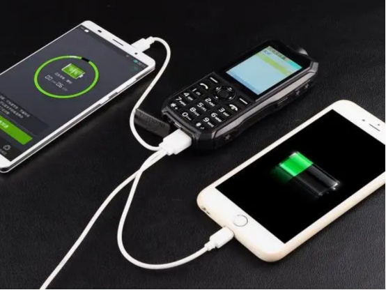 正确充电让手机寿命延长十倍,手机是每天充电还是用完了才充电