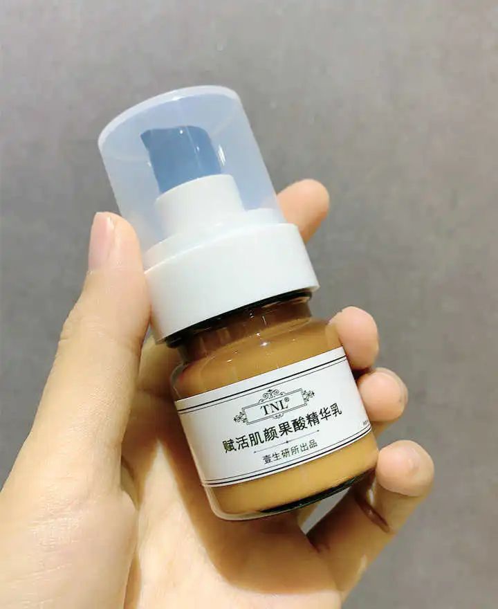 维a酸乳膏可以改善毛孔粗大吗,油皮毛孔粗大黑头多要怎么改善