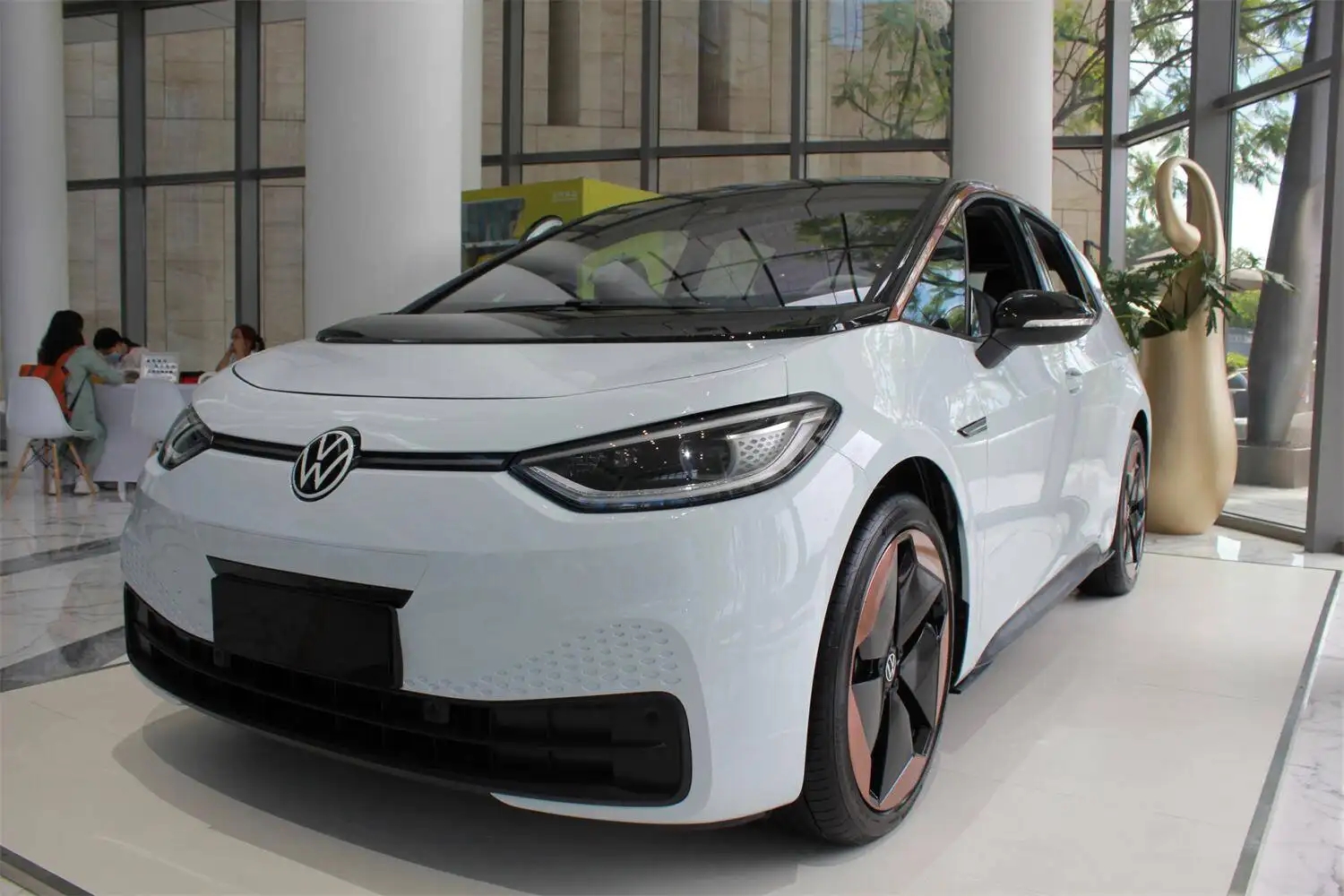 零跑c11增程这车值得买吗,为什么大家都选零跑全新c11