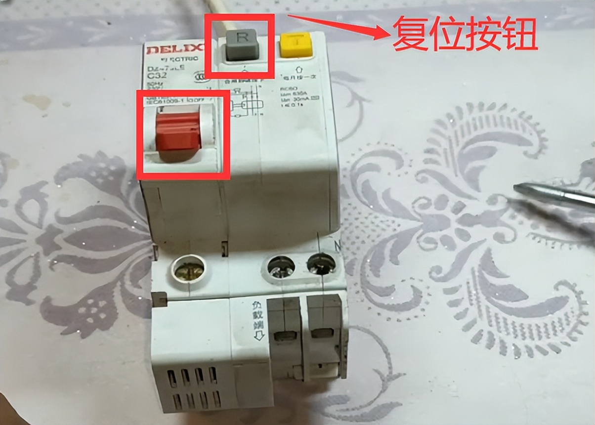 热水器维修教程海尔电热水器,热水器没有火花和打火声怎么解决