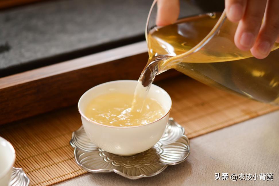 冬季喝茶健康常识,深冬喝茶这2种茶要多喝