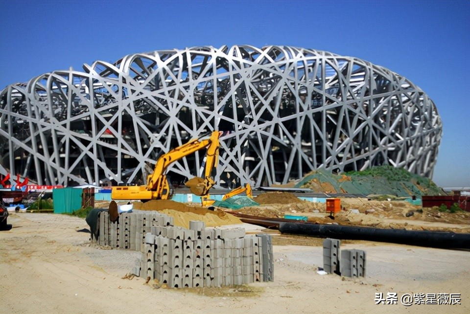 34亿建鸟巢12年过去了吗,14年国家投了多少钱救市