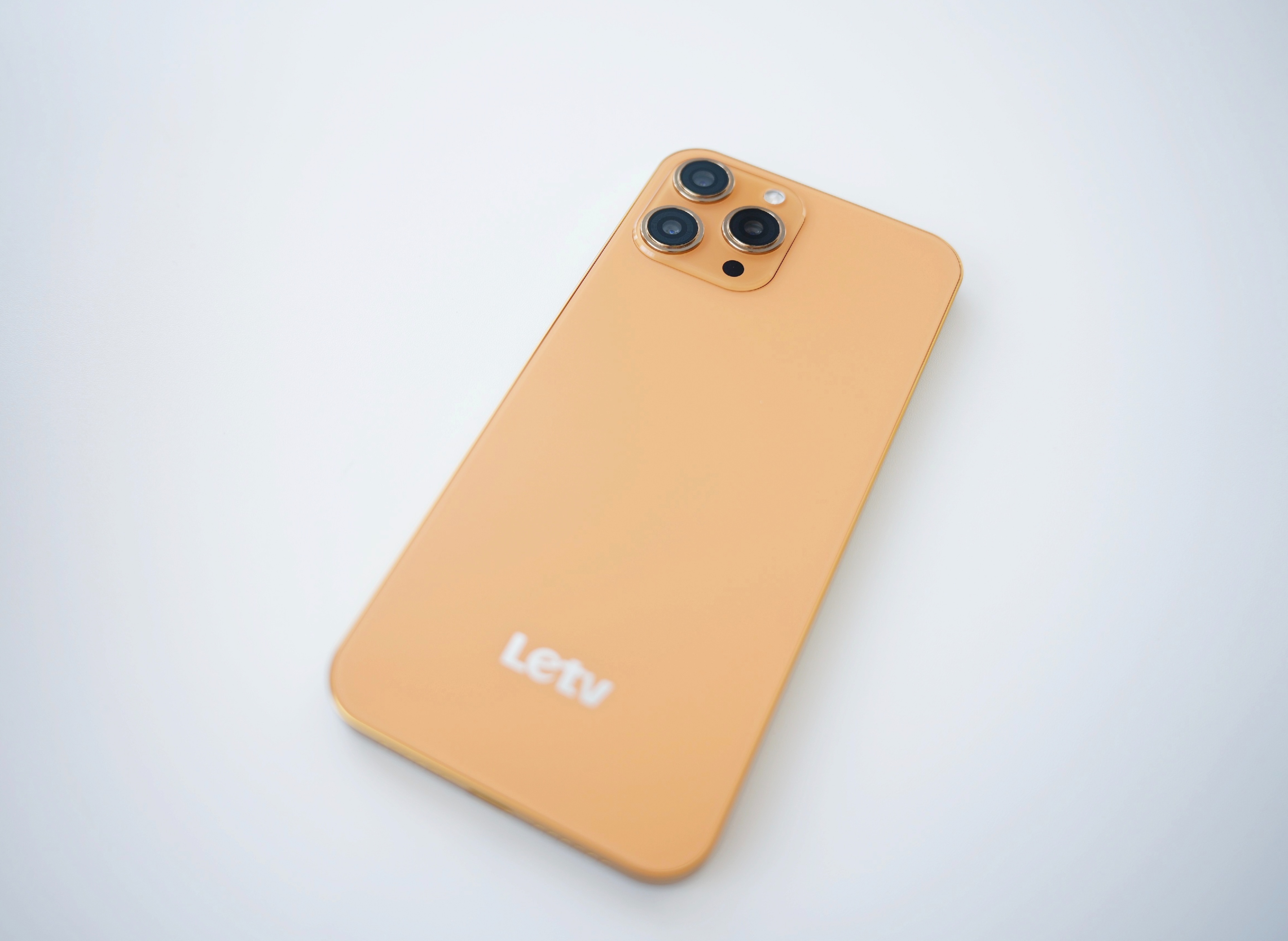 乐视发布y2pro入门手机,新款乐视letvy2pro八核智能手机