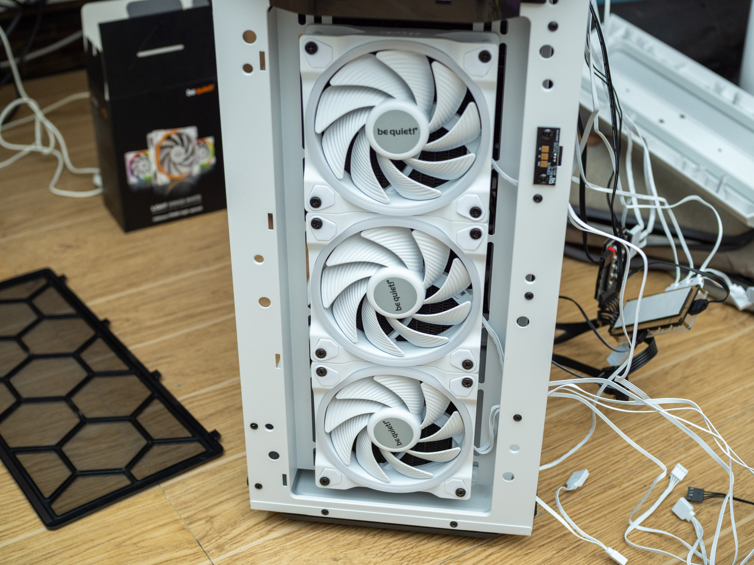 新机箱、新水冷、新风扇！来自bequiet！的白色主题