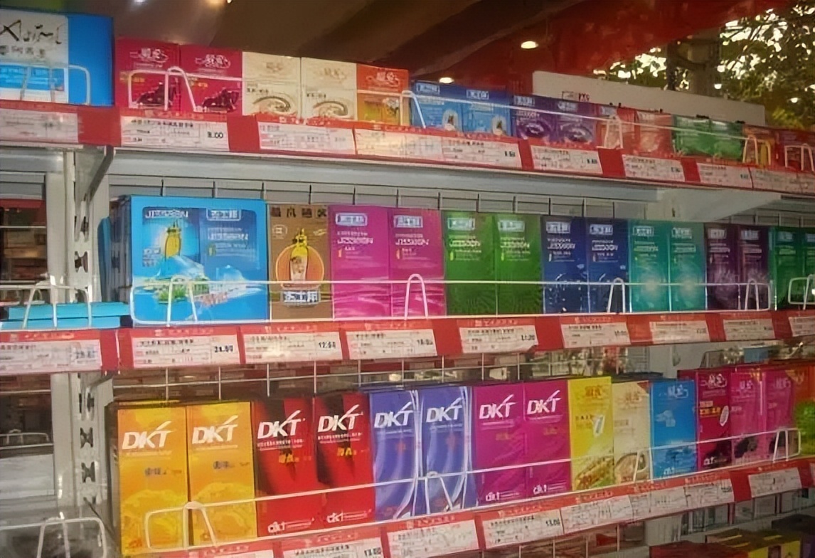 同样价格买一套大的还是两套小的,同样的价格买套三还是套四