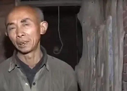 55岁农村老汉花120元买大学生后续,50岁的老汉花30万娶贵州女子