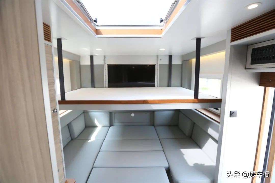 价格低的b级越野房车,顶级超重型越野房车蓝牌