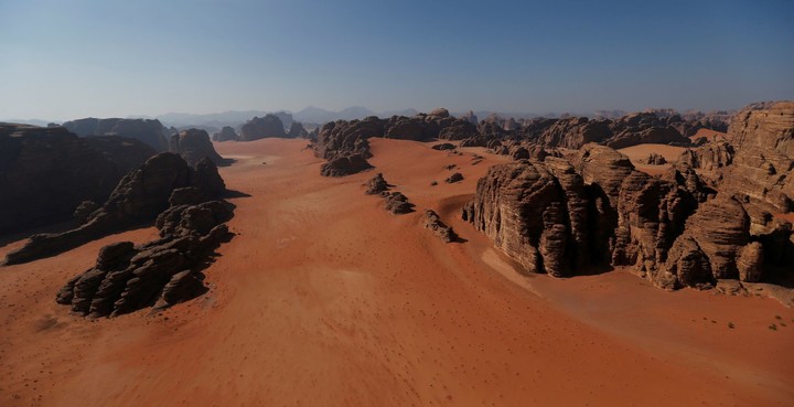 世界上可达一万米的摩天大楼,世界最大摩天大楼有多少层