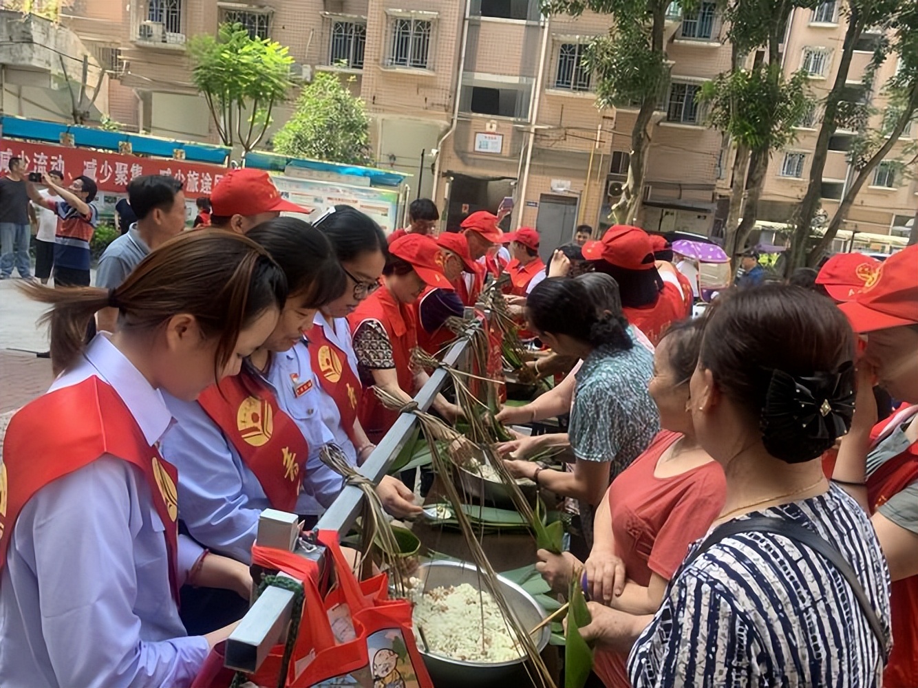 过端午节与屈原有什么关系,端午节和屈原的关系是什么