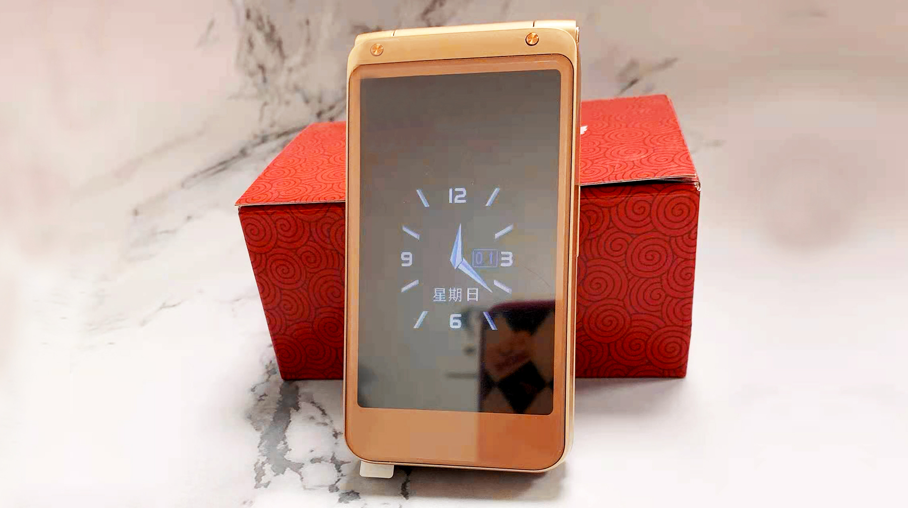 纽曼f9翻盖老年手机使用方法,老人机纽曼f9和纽曼f9c有什么区别