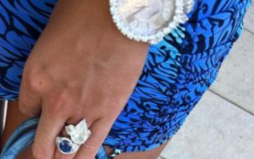 c罗携女友出席活动穿衣秀,c罗穿钻石裙现身戛纳