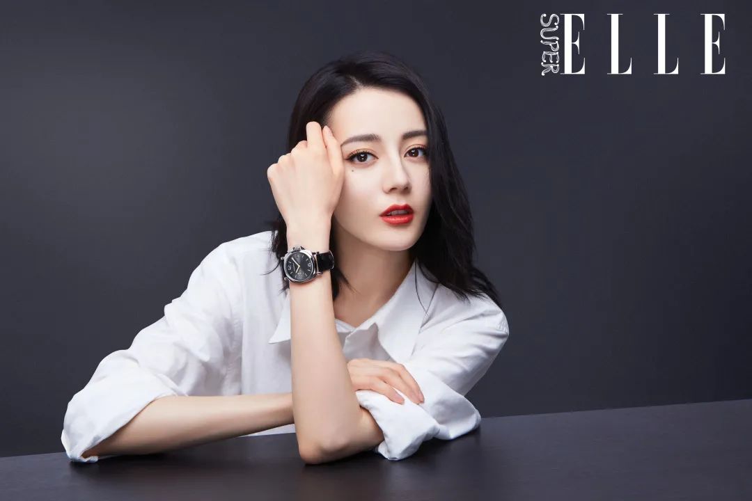 沛纳海迪丽热巴摇曳生姿,迪丽热巴和沛纳海