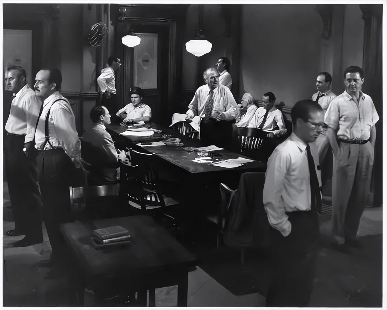 禁闭岛悬疑烧脑电影推荐,解读经典悬疑电影禁闭岛