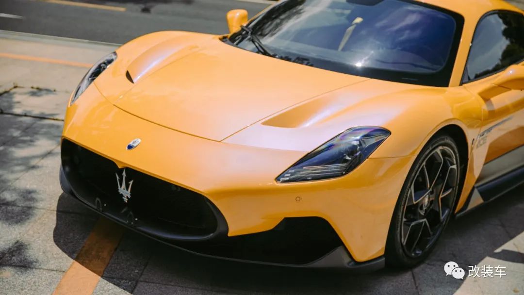 mc20玛莎拉蒂对手,玛莎拉蒂mc20测评模型黑武士