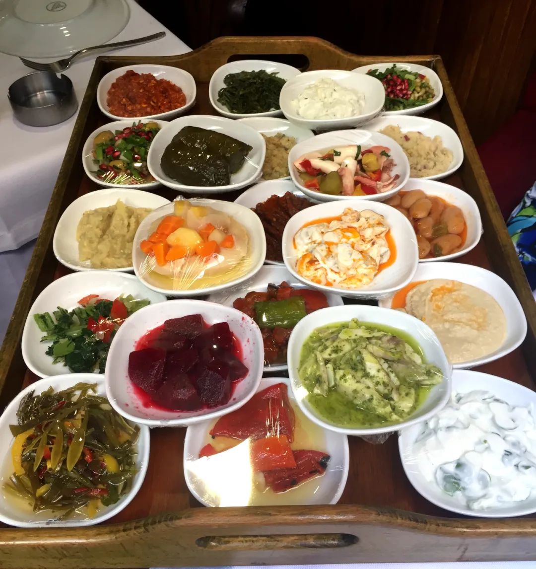 土耳其男人性格特点,土耳其的特色与象征