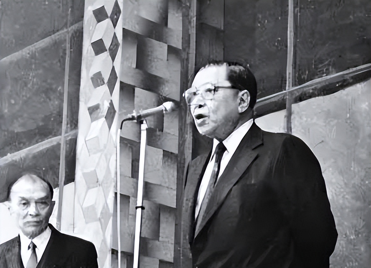 200银元缔造黄金帝国，两代赌王为之拜服，澳门王何贤的江湖传奇