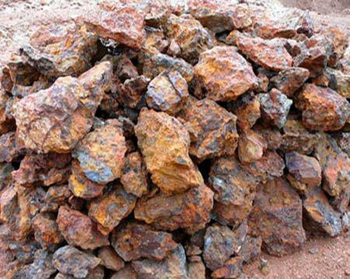 花几十亿骗世界名模,花300亿的华裔富豪