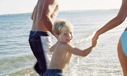 游泳鼻子不进水的技巧,游泳防止鼻子进水用具