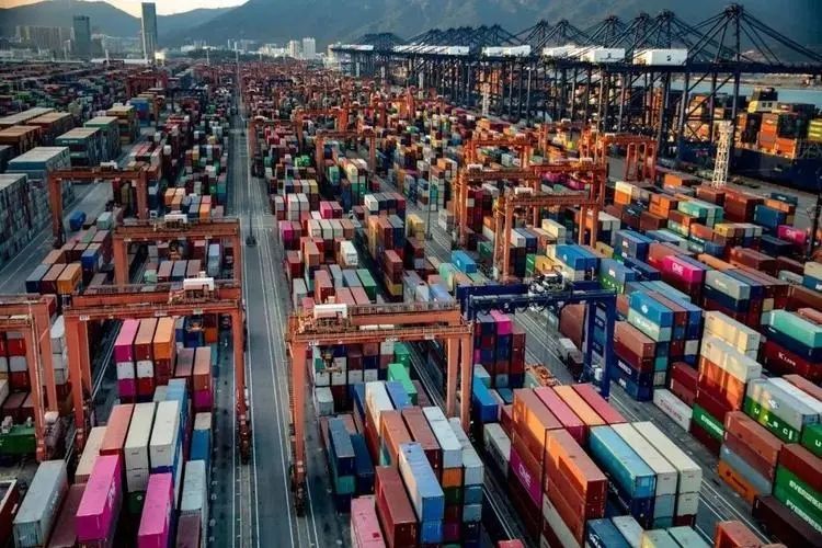 跨境物流如何开发客户,跨境物流运送服务