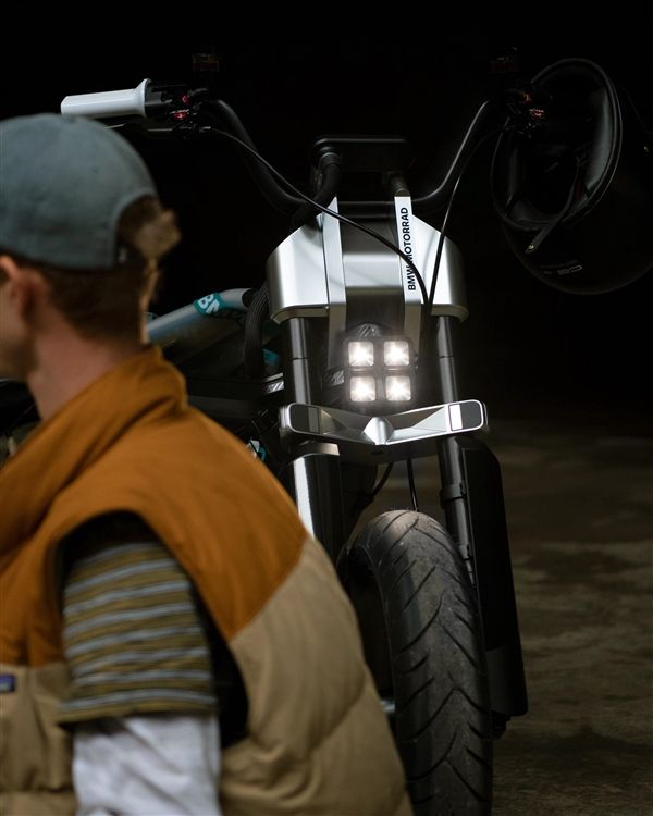 宝马推出轻便摩托车ce-02,宝马ce-02国内售价